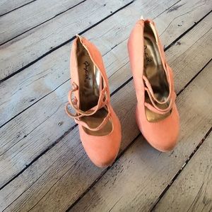 Like new! Coral suede high heels pumps